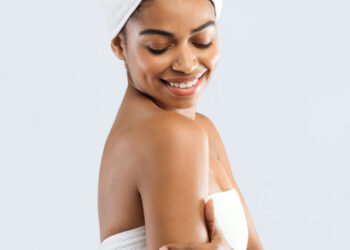 Attention ! Le bain à outrance agresse la peau