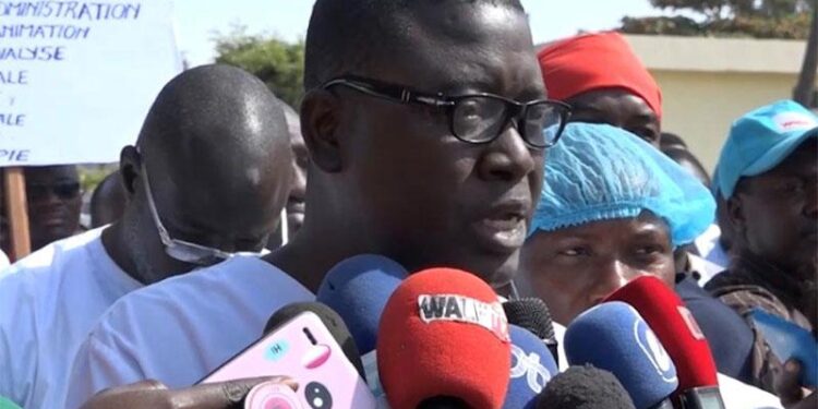 DECES D’UN NOUVEAU-NE A L’HOPITAL DE DIOURBEL : Les syndicats de la santé lavent à grande eau la sage-femme inculpée et déplorent l’attitude jugée «irresponsable» de la direction de l’établissement