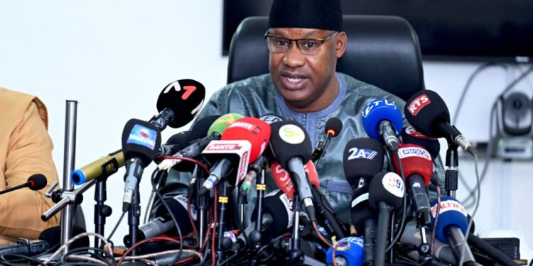 LE MINISTRE DE LA SANTE, DR IBRAHIMA SY, SUR L’AFFAIRE SOFCARE : «Il n’y a aucune preuve scientifique qui démontre l’utilisation de matières premières périmées dans les produits commercialisés»