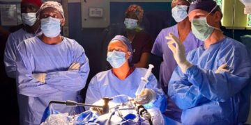 Neurochirurgie pédiatrique au Sénégal : Une avancée majeure avec l’introduction de la neuroendoscopie flexible