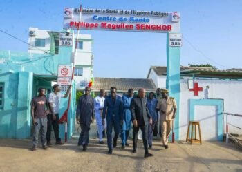 Inondations au centre de santé Philippe Maguilen Senghor : le ministre de la santé, Dr Ibrahima Sy, mise sur une solution durable